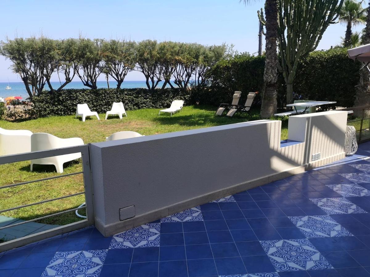 Casa Vacanze Ibiscus Alcamo Marina Esterno foto