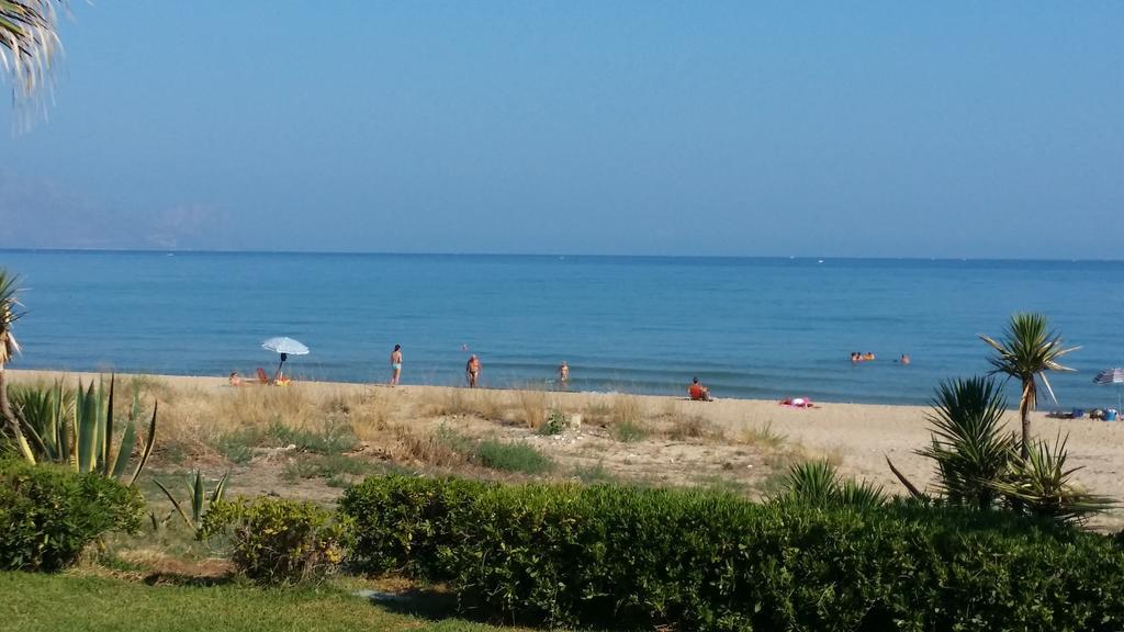 Casa Vacanze Ibiscus Alcamo Marina Esterno foto