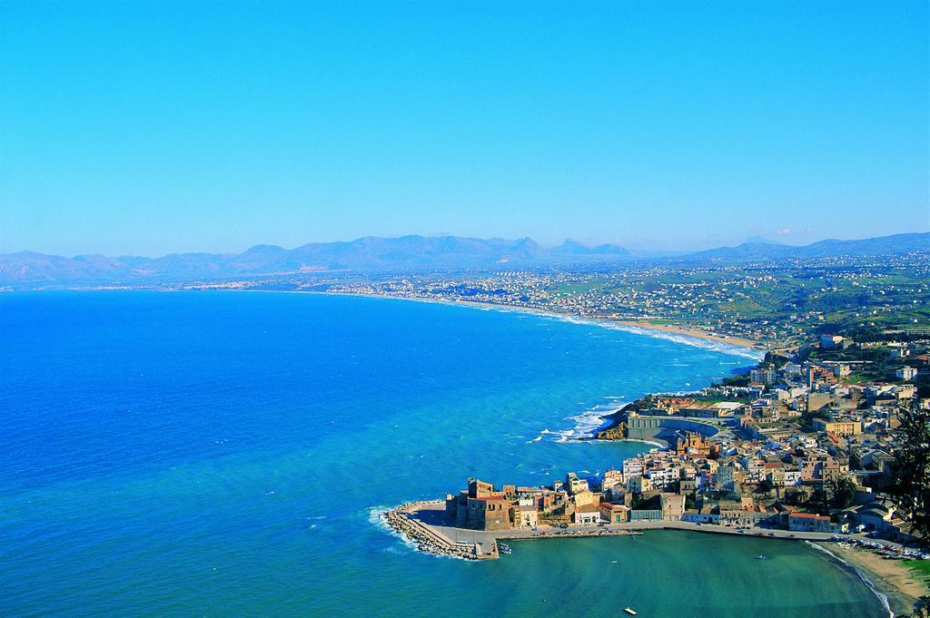 Casa Vacanze Ibiscus Alcamo Marina Esterno foto