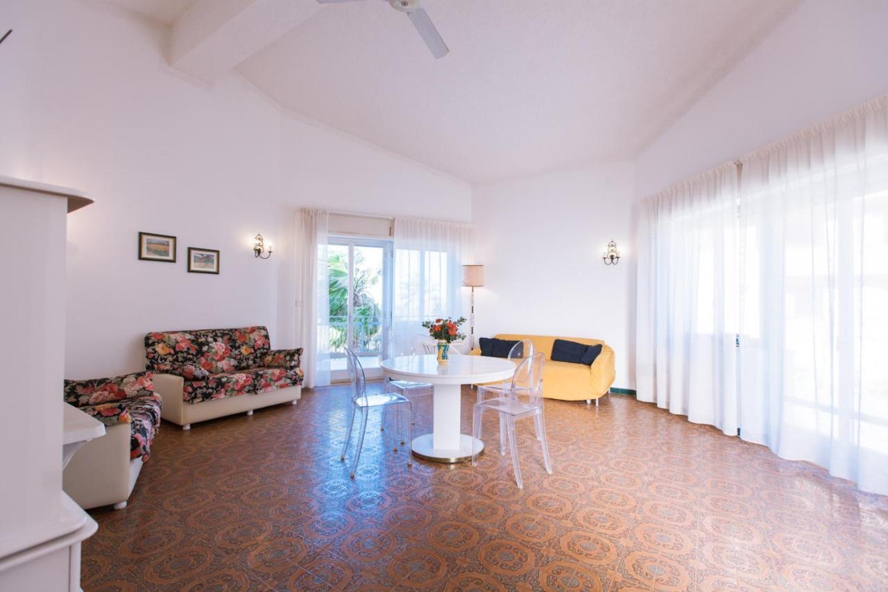 Casa Vacanze Ibiscus Alcamo Marina Esterno foto